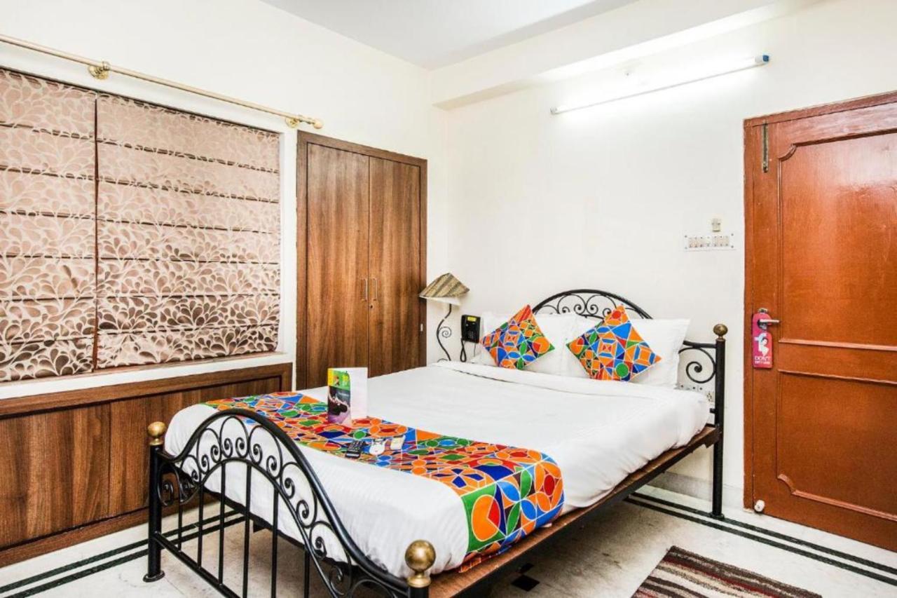 Hotel Ullash Residency Salt Lake Kolkata - Fully-Air-Conditioned-Hotel Spacious-Room With-Parking-Facility Salt Lake City Exteriör bild