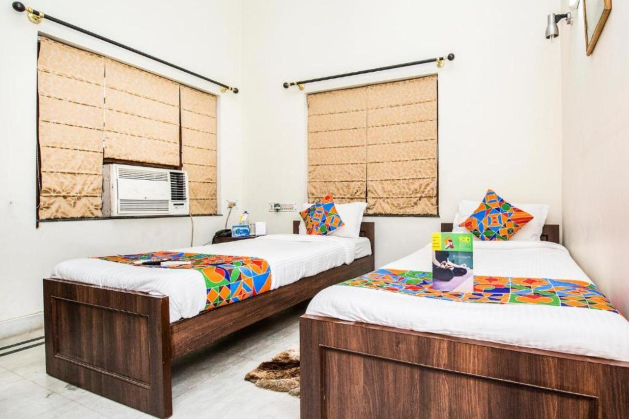 Hotel Ullash Residency Salt Lake Kolkata - Fully-Air-Conditioned-Hotel Spacious-Room With-Parking-Facility Salt Lake City Exteriör bild