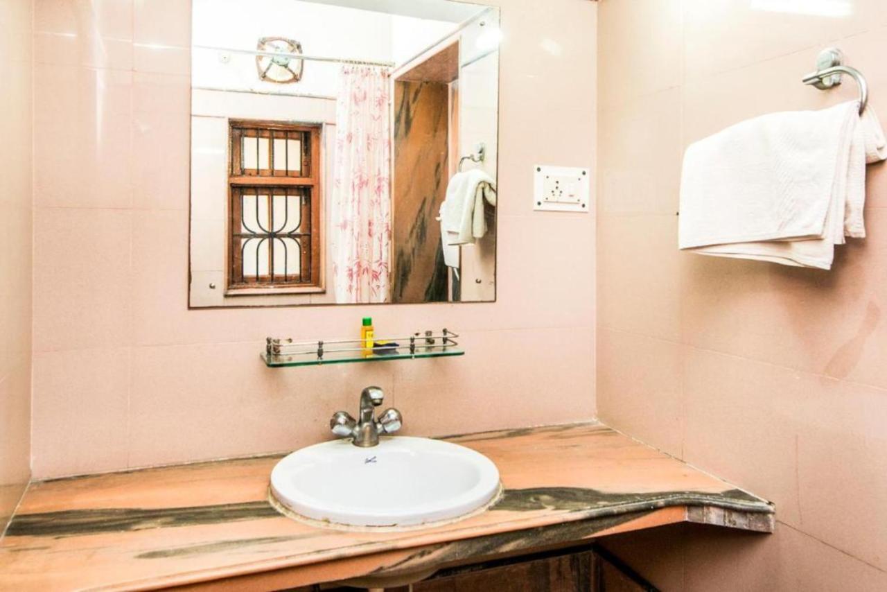 Hotel Ullash Residency Salt Lake Kolkata - Fully-Air-Conditioned-Hotel Spacious-Room With-Parking-Facility Salt Lake City Exteriör bild